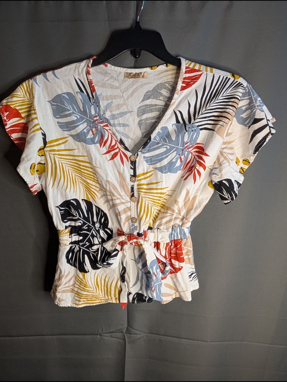 Lavish Short-Sleeve Tie-Waist V-Neck Blouse .. A